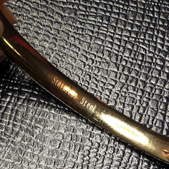 Vintage Fancy Stainless Steel Gold Bangle With Swarovski Shiny Crystal - Picture 7 of 10